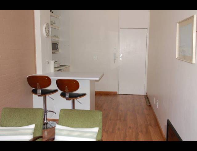 0 BEDROOM PROPERTY TO RENT IN ORANJEZICHT